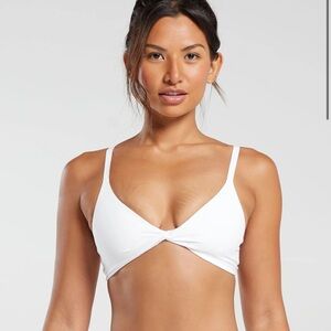 Gymshark Elevate Twist Front Bralette